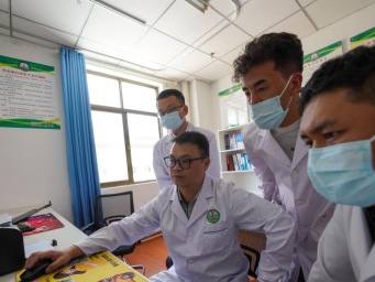 医疗人才“组团式”援藏提质增效 诊疗水平再上新台阶