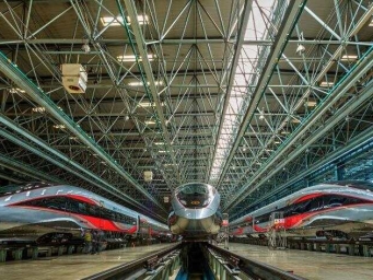 时速达450公里！智慧产线助力中国高铁更快更稳